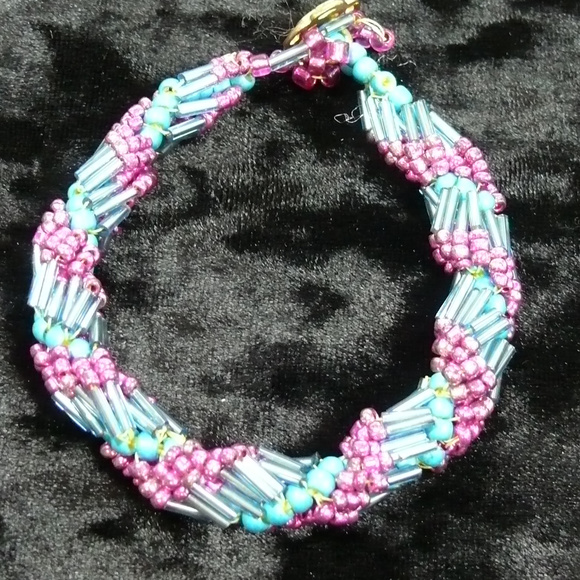 3/$25 Twisted beaded bracelet pinks turquoise - Picture 2 of 5
